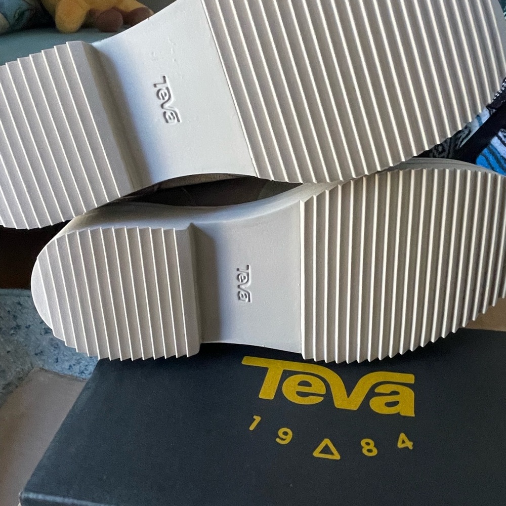 Teva midform patchwork Beige and Taupe Ankle Boots - Picture 2 of 4